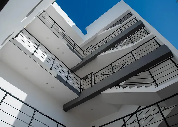 2Br/2Ba Condo 1 Block To Ocean! - Unit 4 Mazatlán